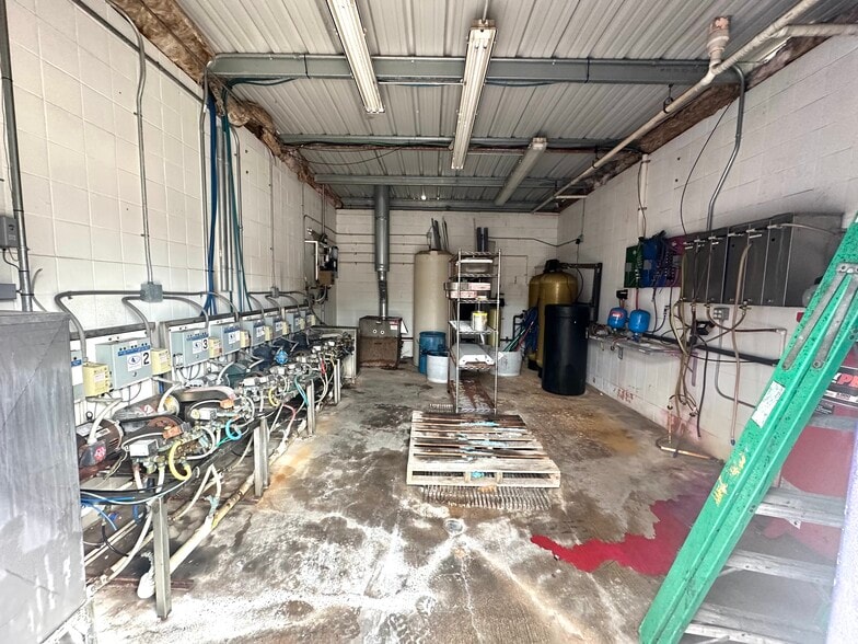 More Photos Of 2550 Goliad Rd, San Antonio Carwash For Sale