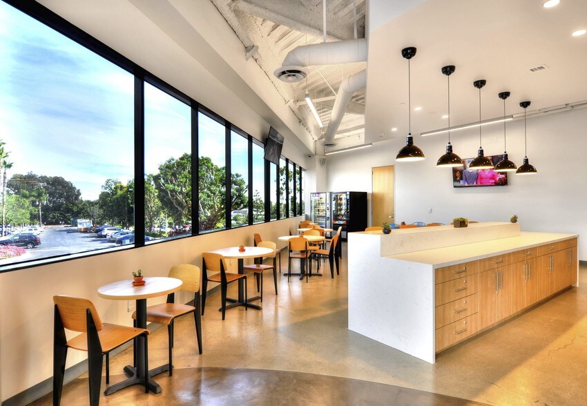 More Photos Of 1230 Rosecrans Ave, Manhattan Beach Office For Lease