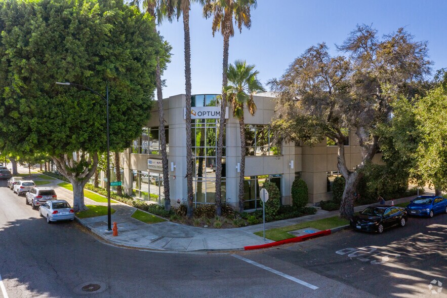 More Photos Of 2211 W Magnolia Blvd, Burbank Medical For Lease