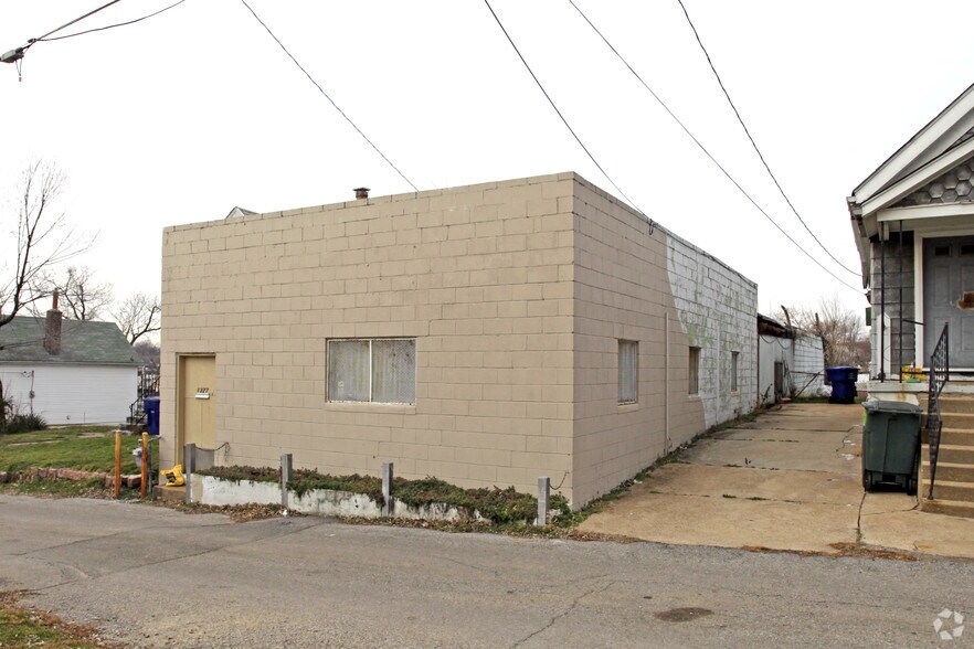 More Photos Of , Saint Louis Unknown For Sale