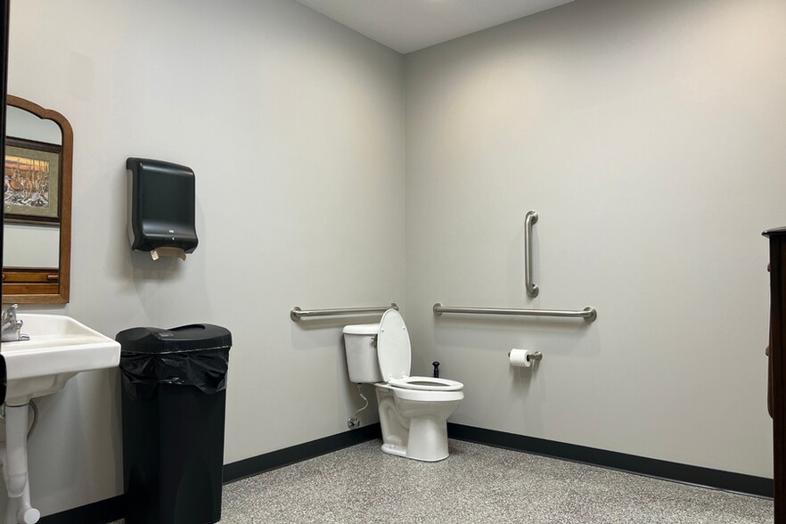 More Photos Of 237 S 15th St, Ord Freestanding For Sale