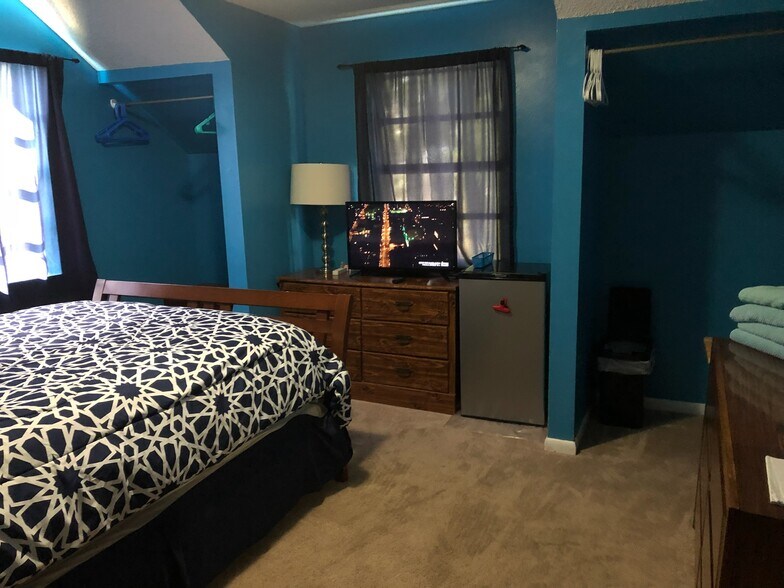More Photos Of 547 High St, Daytona Beach Office For Sale
