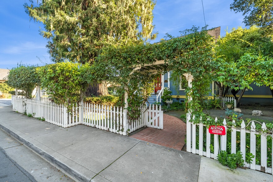 More Photos Of 2476 Main St, Cambria Hospitality For Sale