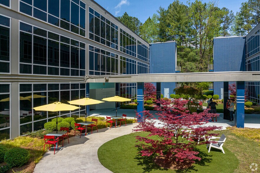 More Photos Of 6445 Powers Ferry Rd NW, Atlanta Unknown For Lease