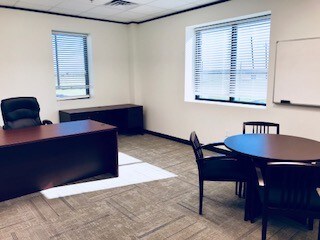 More Photos Of 4458 Genoa Red Bluff Rd, Houston Warehouse For Lease