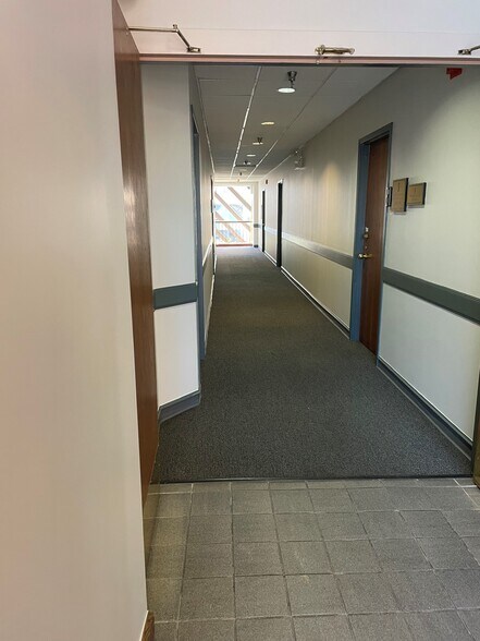 More Photos Of 600 Fairmount Ave, Towson Loft Creative Space For Sale