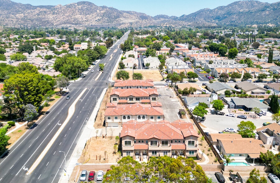 More Photos Of 5526 Los Angeles Ave, Simi Valley Apartments For Sale
