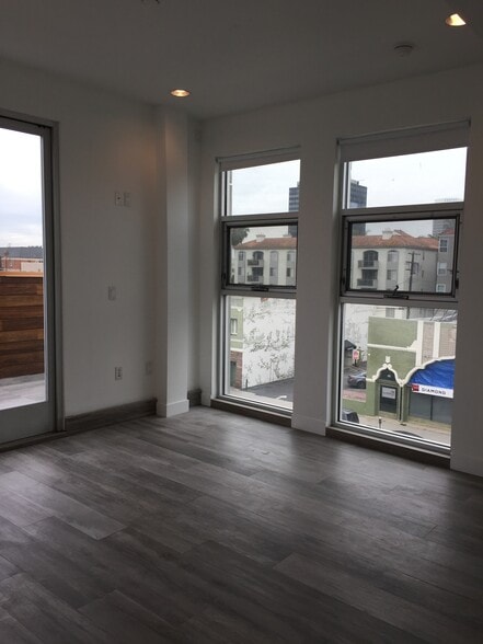 More Photos Of 600 S La Brea Ave, Los Angeles Storefront Retail Residential For Sale