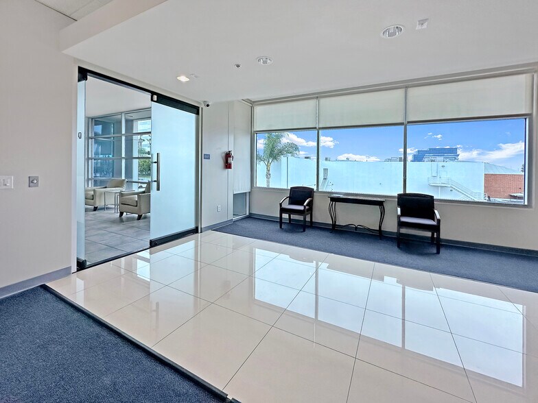 More Photos Of 19210 S Vermont Ave, Gardena Loft Creative Space For Sale