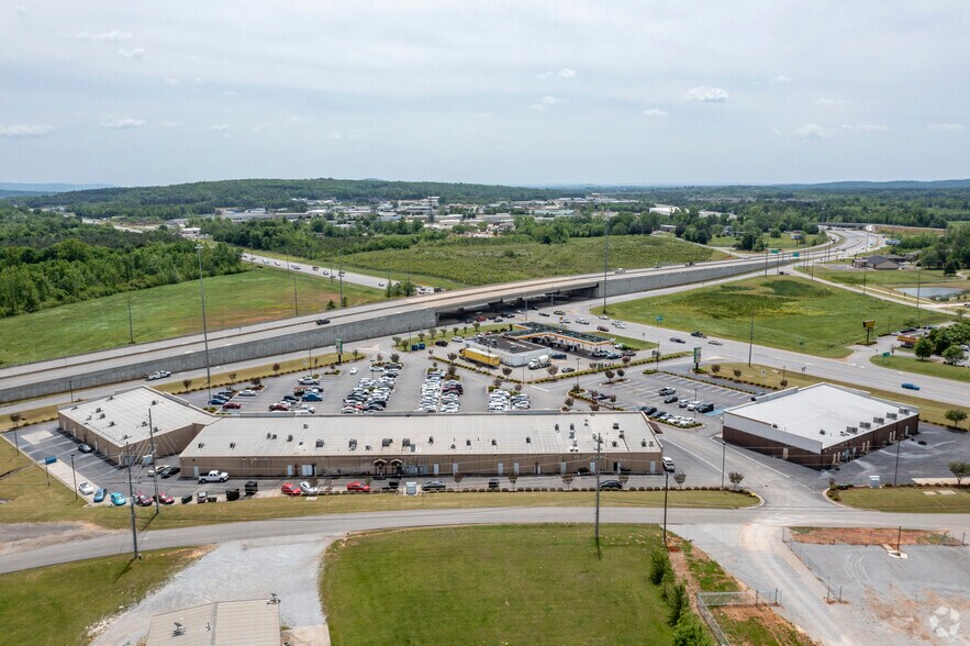 More Photos Of 3740-3760 Highway 53, Huntsville General Retail For Lease