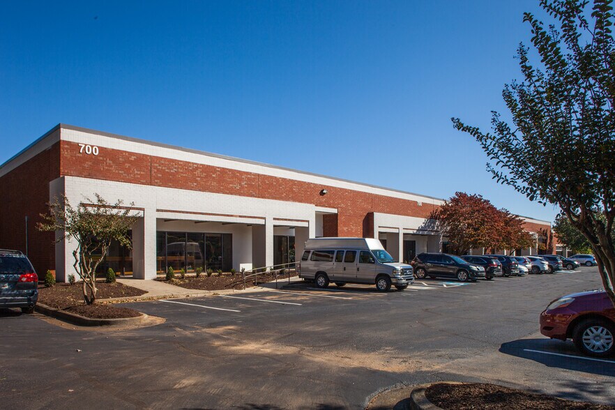 More Photos Of 1395 S Marietta Pky SE, Marietta Unknown For Lease