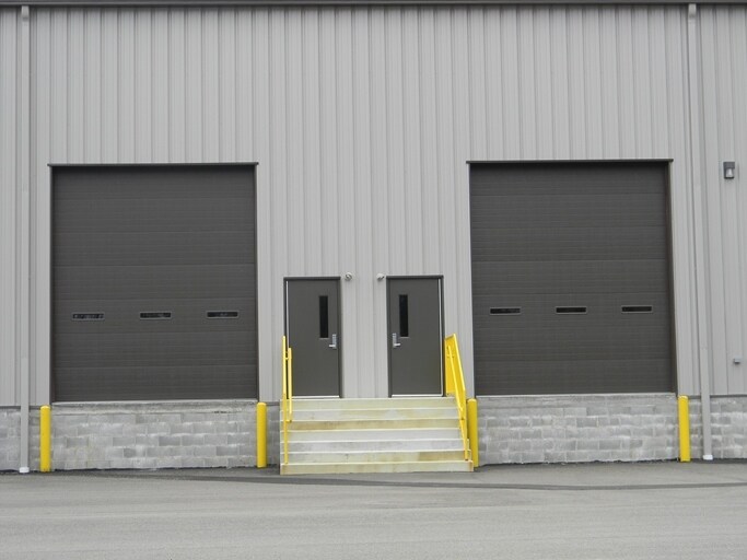 More Photos Of 212 Airport Rd, Lewis Run Warehouse For Lease