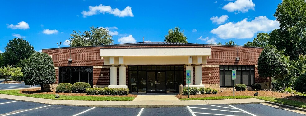 More Photos Of 7811 North Point Blvd, Winston-Salem Medical For Lease