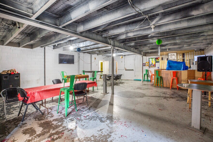 More Photos Of 15 N White St, Poughkeepsie Warehouse For Sale