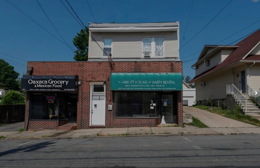 Primary Photo Of 286 Queen Anne Rd, Teaneck Flex For Lease