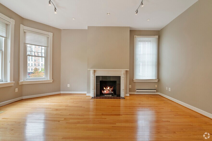 More Photos Of 1906 Sunderland Pl NW, Washington Office Residential For Sale