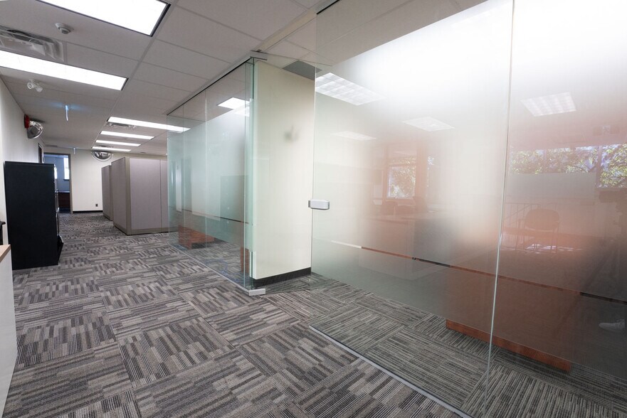 More Photos Of 500 Macpherson Av, Toronto General Retail For Lease