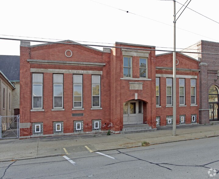 More Photos Of 935 Washington Rd, Kenosha Religious Facility For Sale