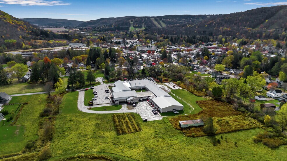 More Photos Of 2-85 Bristol Ln, Ellicottville General Retail For Lease