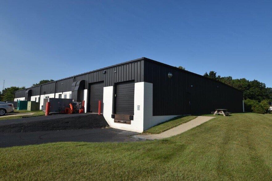 More Photos Of 1100 Baker Rd, Dexter Warehouse For Lease