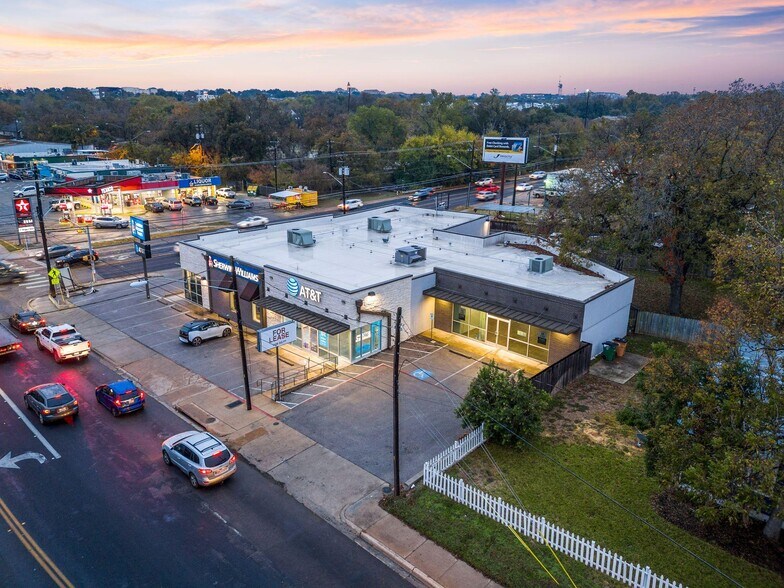 More Photos Of 603 W Oltorf St, Austin Freestanding For Lease