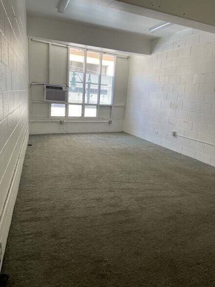 More Photos Of 1155-1157 Maunakea St, Honolulu Storefront Retail Office For Lease