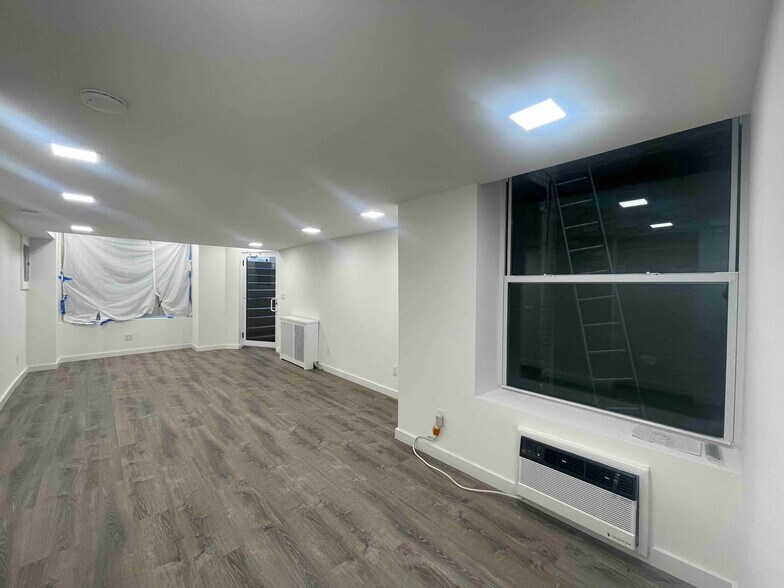 Primary Photo Of 128 W 13th St, New York Apartments For Lease