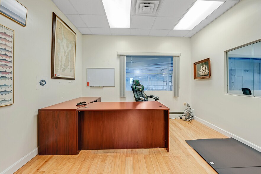 More Photos Of 86 Macarthur Dr, New Bedford Warehouse For Sale