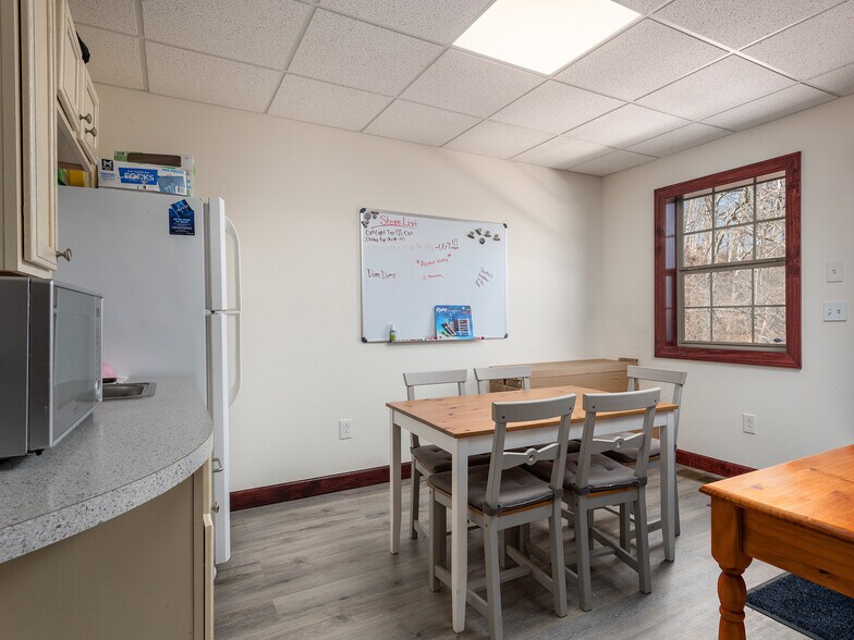 More Photos Of 80 Technology Dr, South Charleston Medical For Sale