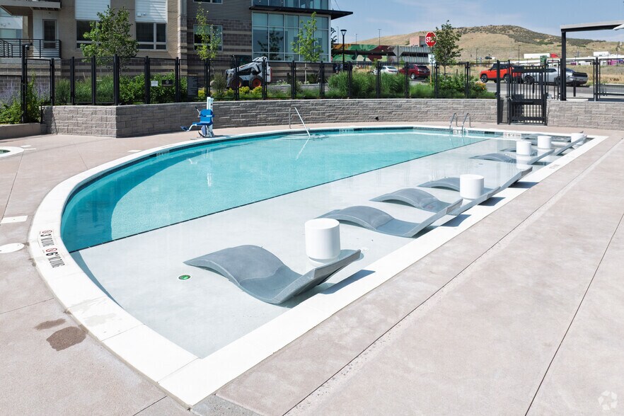 More Photos Of 10900 High Note Ave, Lone Tree Apartments For Lease