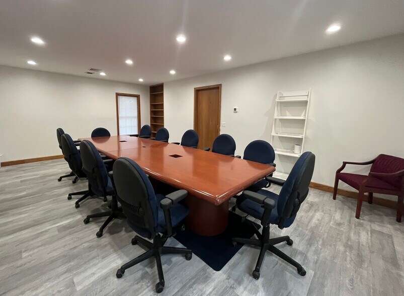 More Photos Of 123 Elm St, Old Saybrook Medical For Sale