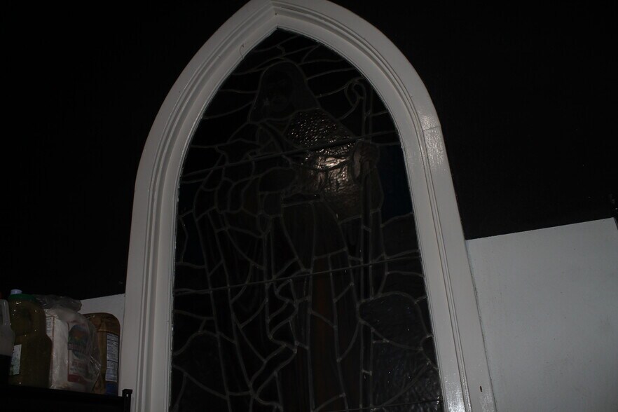 More Photos Of 6035 Mesa Ave, Los Angeles Specialty For Sale