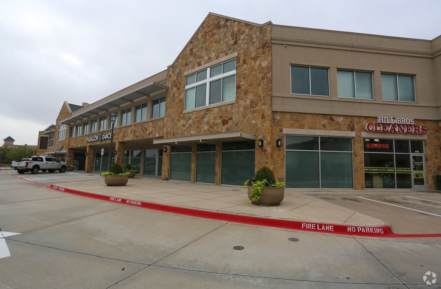 More Photos Of 2540 King Arthur Blvd, Lewisville Unknown For Lease