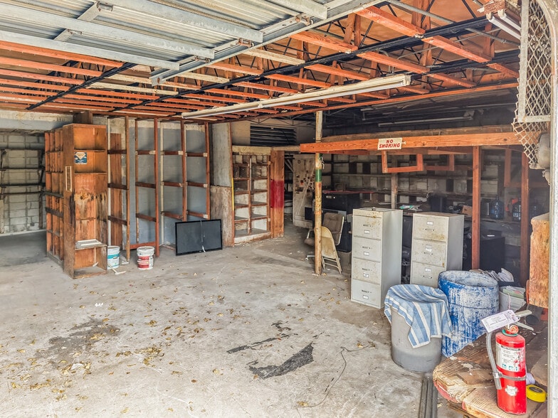 More Photos Of 775 NW 21st St, Miami Service For Lease