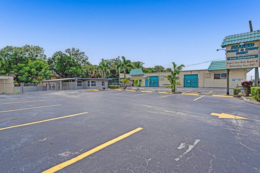 More Photos Of 5870 Stirling Rd, Hollywood Auto Repair For Lease