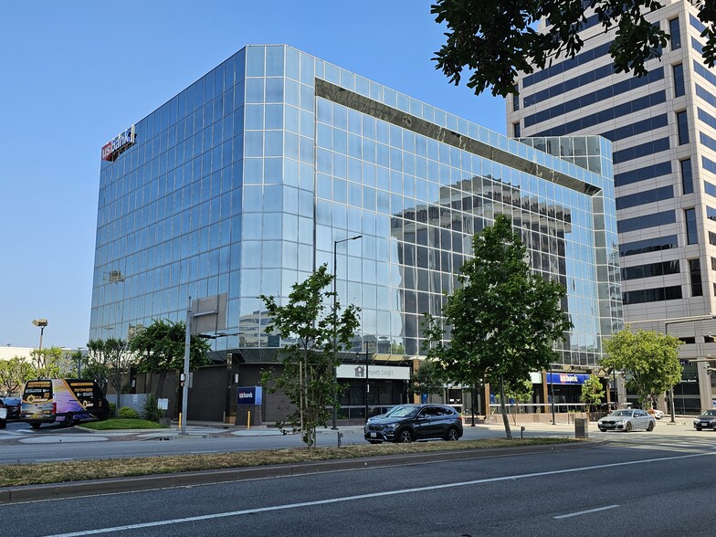 More Photos Of 600 N Brand Blvd, Glendale Medical For Lease