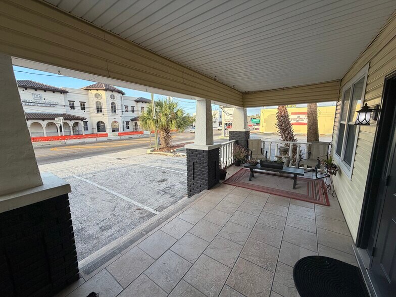 More Photos Of 2001 W Kennedy Blvd, Tampa Office For Sale