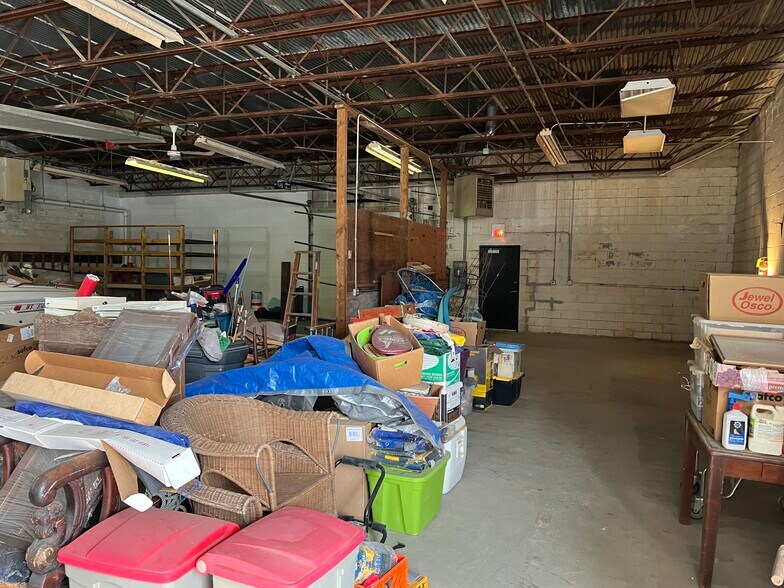 More Photos Of 535 S York Rd, Bensenville Flex For Sale