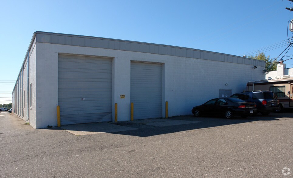 More Photos Of 3461 E Ten Mile Rd, Warren Warehouse For Sale