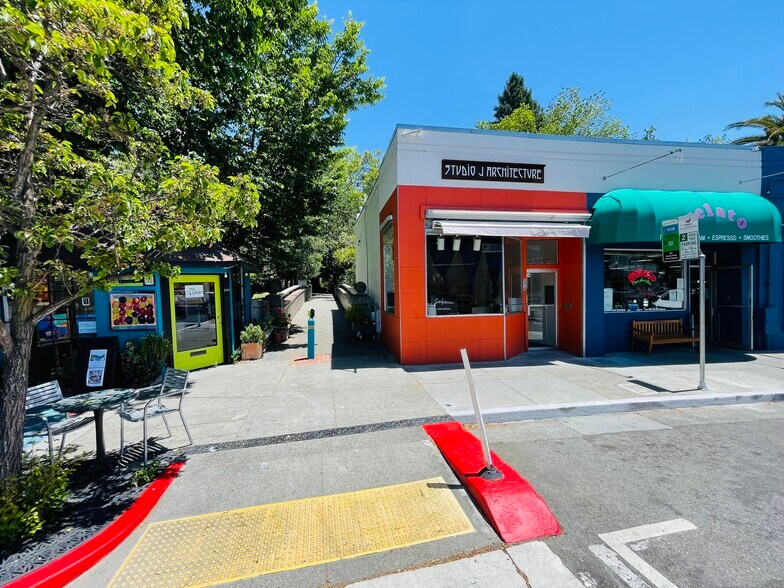 More Photos Of 572-574 San Anselmo Ave, San Anselmo Convenience Store For Sale