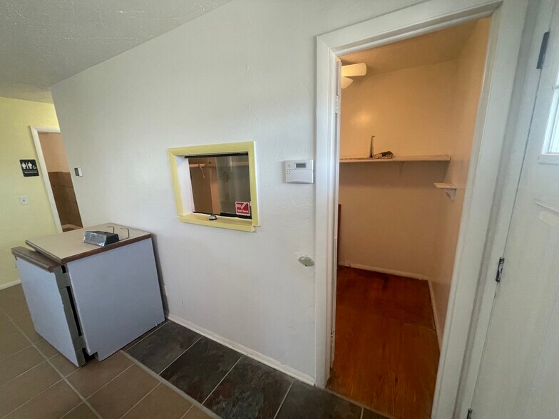More Photos Of 617 NW 88th St, Oklahoma City Daycare Center For Lease