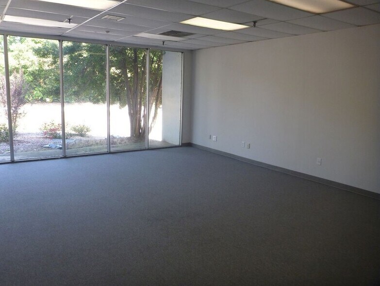 More Photos Of 5101 Chatooga Dr, Lithonia Distribution For Lease