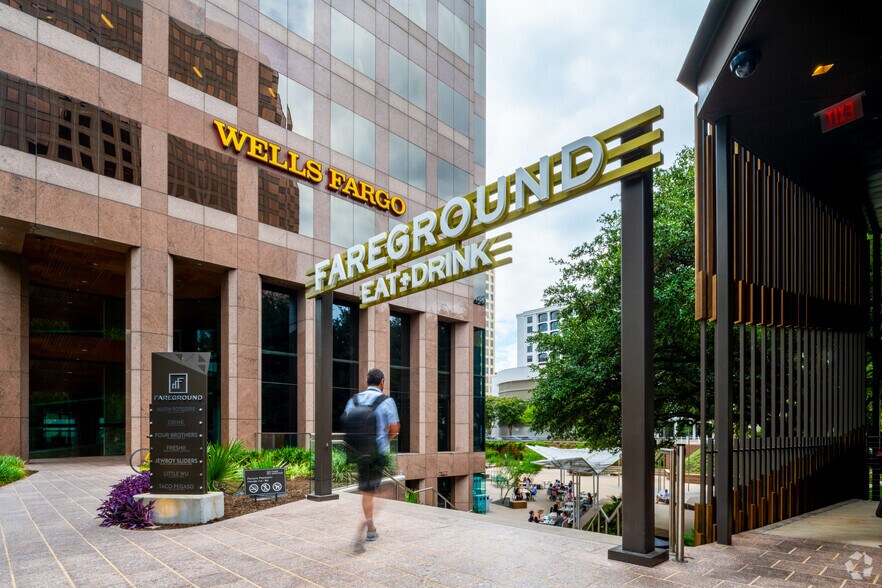 More Photos Of 111 Congress Ave, Austin Office For Lease