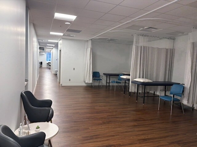 More Photos Of 150 Main St W, Hamilton Apartments For Lease