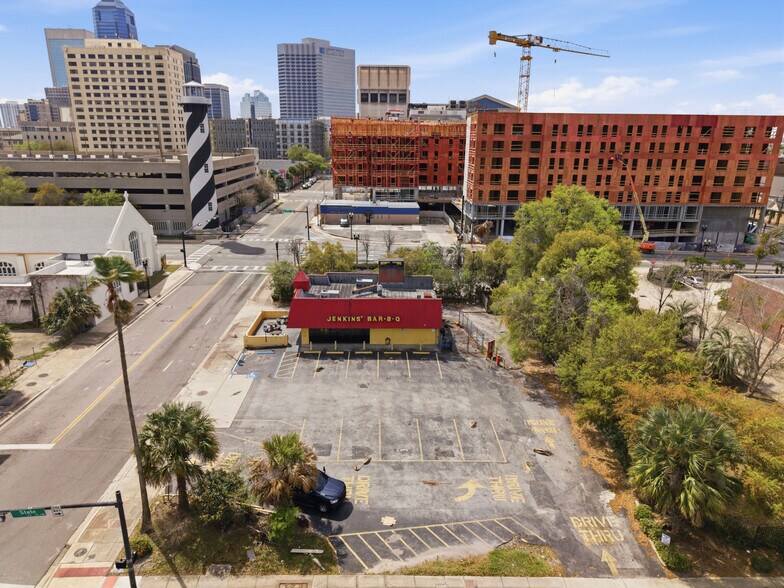 Primary Photo Of 830 N Pearl St, Jacksonville Land For Lease