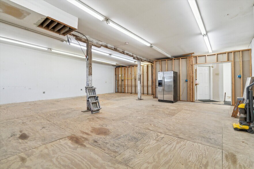 More Photos Of 419 Pierce St, Philadelphia Police Fire Station For Sale