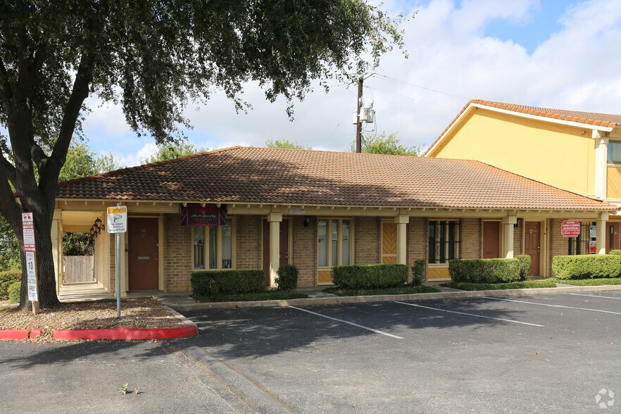 More Photos Of 2379 NE Loop 410, San Antonio Medical For Sale