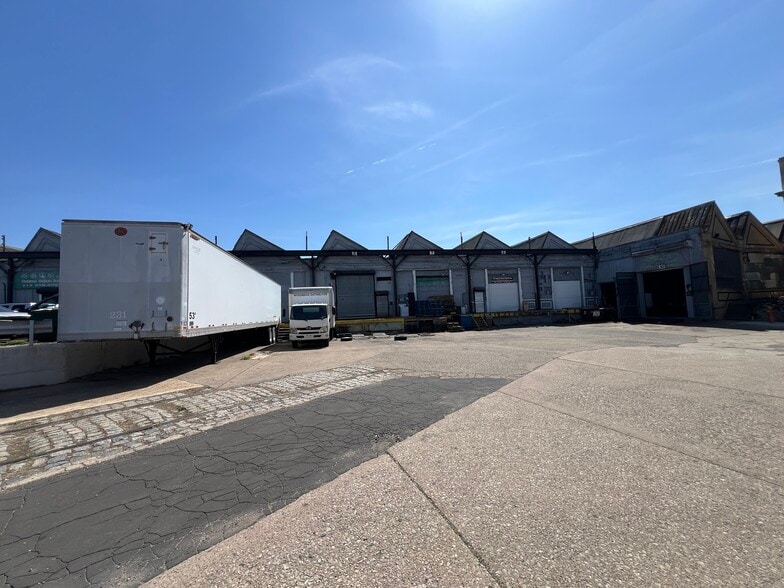 Primary Photo Of 5400 N 6th St, Philadelphia Warehouse For Lease