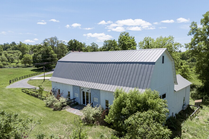 More Photos Of 3050 US-209, Kingston Lodge Meeting Hall For Sale