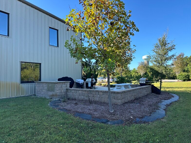 More Photos Of 310 Greenfield Dr, Newport Warehouse For Sale